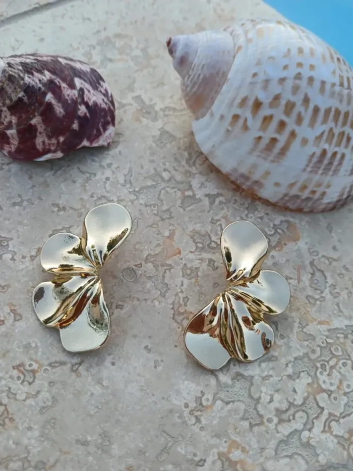 Boucles d'oreilles motif fleur doré or acier inoxydable - photo numéro 3