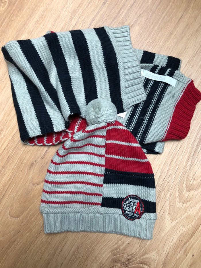 Lot bonnet et écharpe