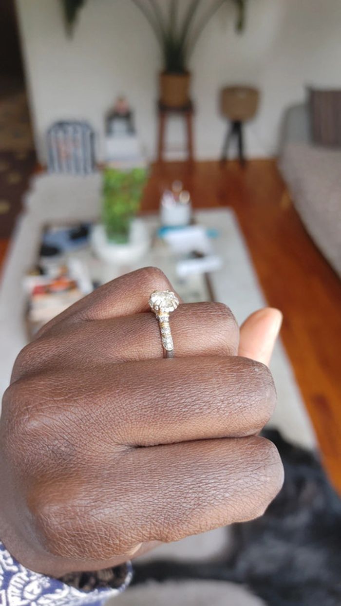 Magnifique bague solitaire en argent véritable 975 et moissanite 1 carat très très brillante - photo numéro 5