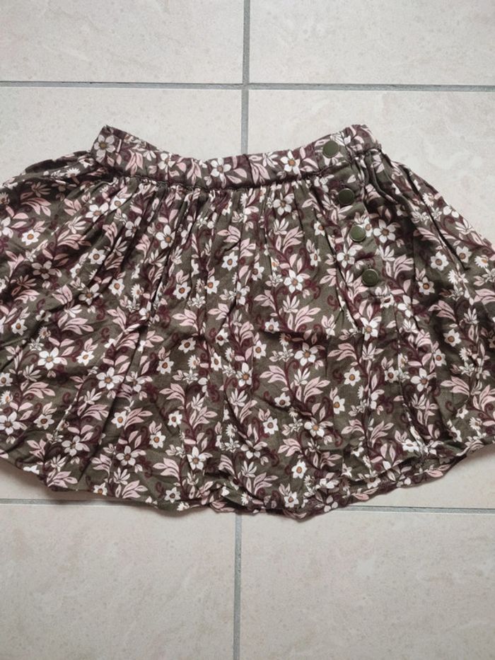 Jupe à fleurs