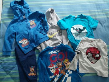 Lot vêtements 4 ans