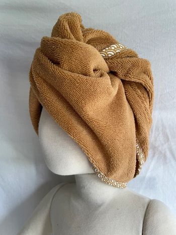 Turban camel