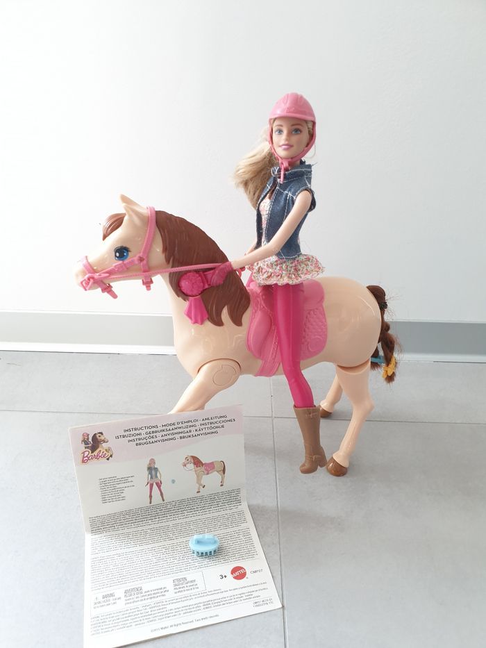 Barbie et son cheval - photo numéro 2