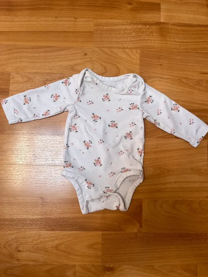 Lot body bébé - photo numéro 4