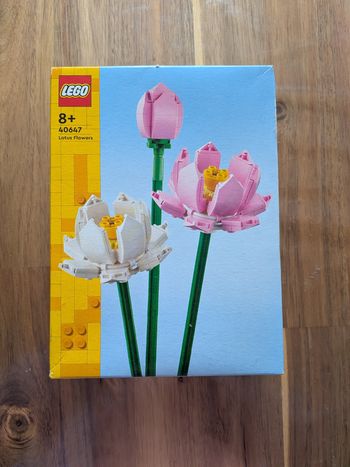 Boite de LEGO Fleurs de Lotus N°40647
