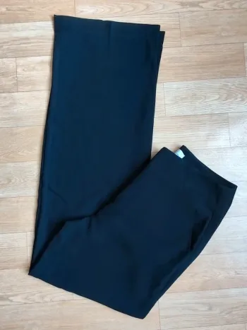 Pantalon à pinces noir T. 38