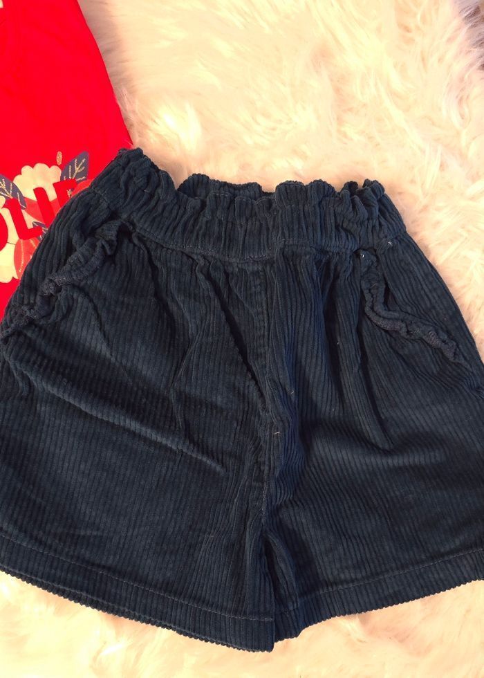 (Neufs non portés) 🏷😍🩷🤩 superbe ensemble teeshirt ml et short velour 10 ans fille 🩷😍🥰 - photo numéro 5