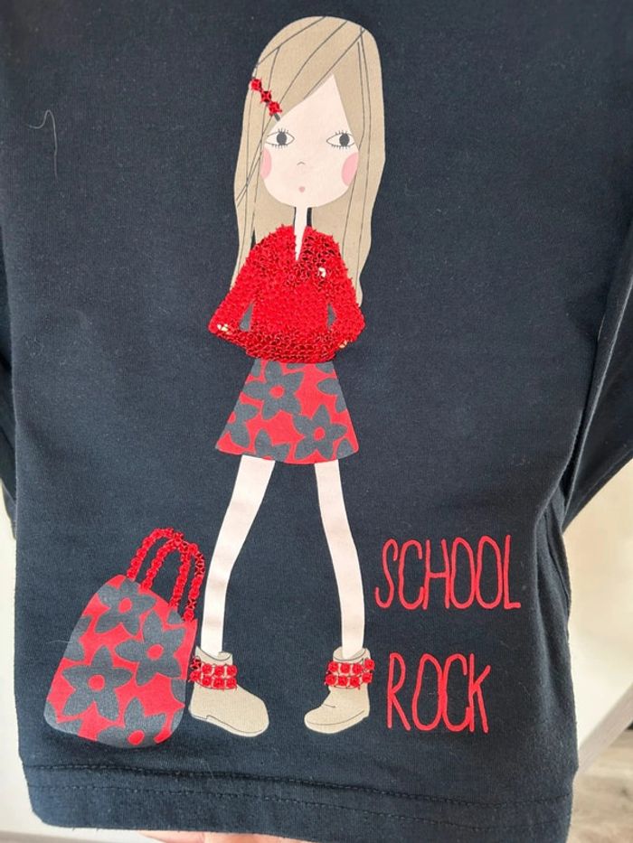 Haut noir - taille 6 ans - photo numéro 2