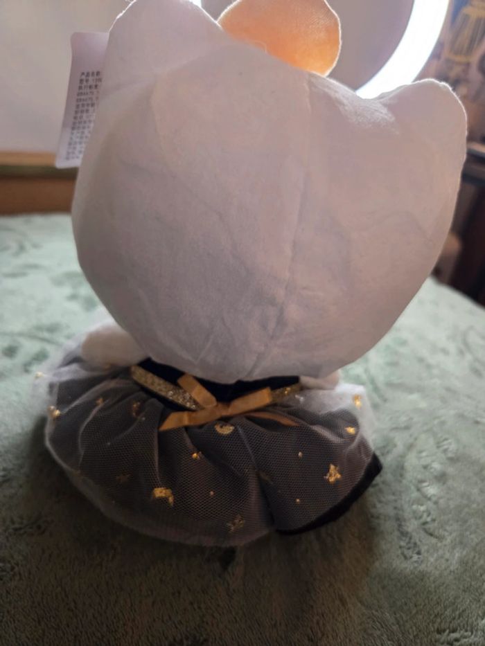 Peluche hello kitty 25cm - photo numéro 4