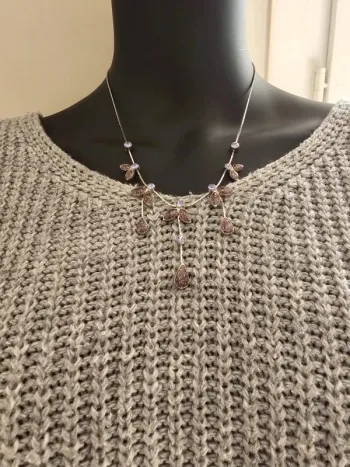 Magnifique collier fantaisie femme