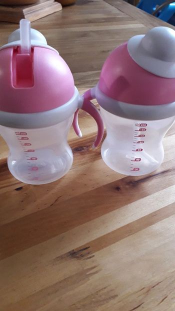 Lot de 2 gobelets avec paille