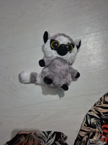 Peluche lemurien