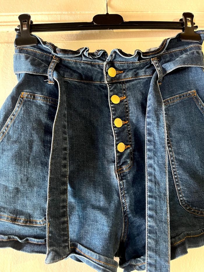 Short en jeans taille haute taille 38 - photo numéro 3