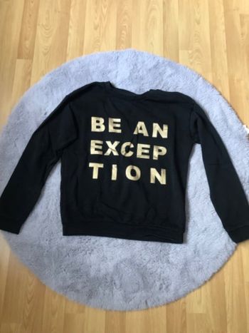 Sweat noir et or