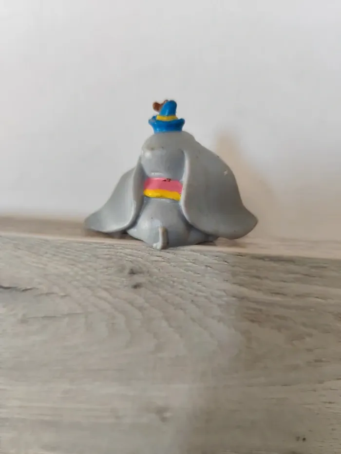 Figurine Dumbo Disney - photo numéro 2