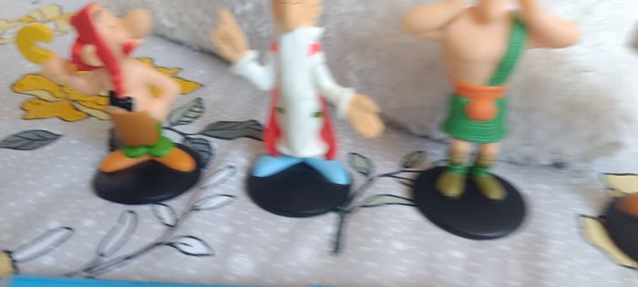 Lot de 4 figurines Astérix et Obélix - photo numéro 2