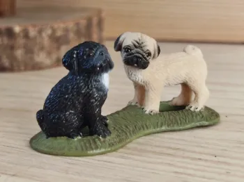 Schleich jeune chien pékinois Figurine animal domestique