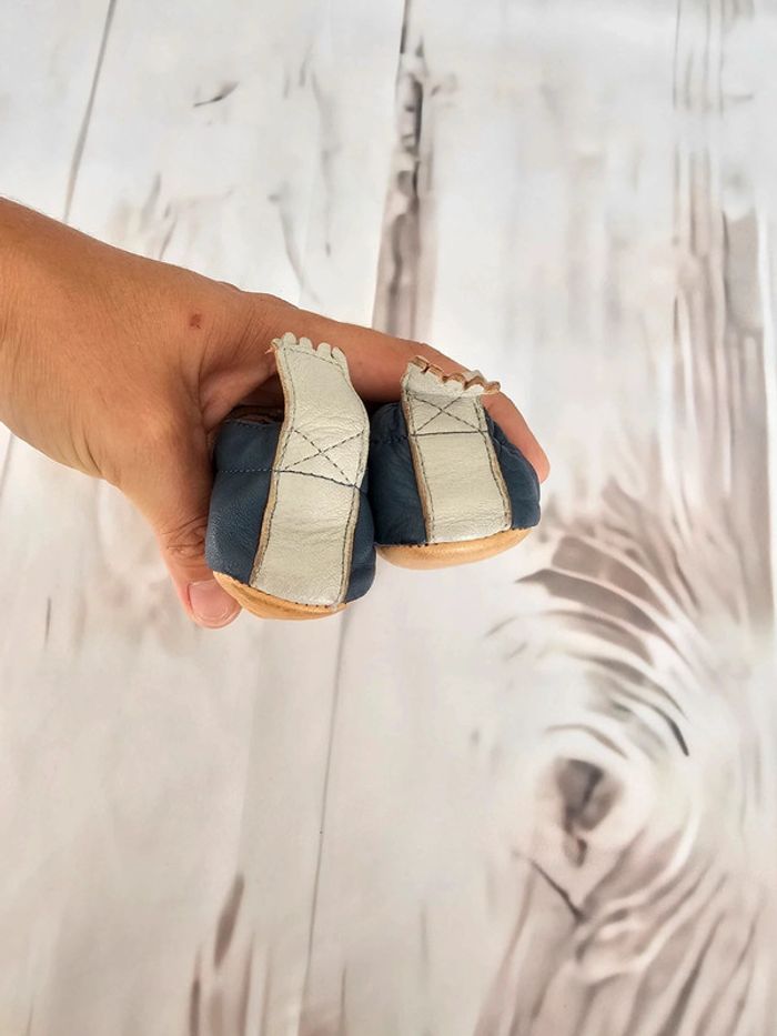 Paire de chaussons P16/17 - photo numéro 4
