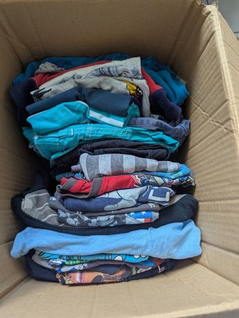 Lot vêtements garçon 4,5,6 ans