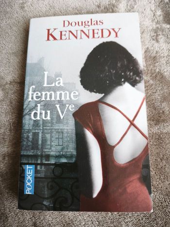 Livre la femme du v