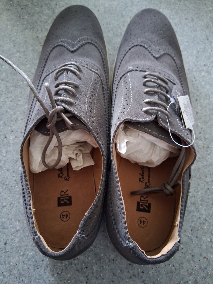 Mocassin " ravenelli " en daim piqué "P- 44" neuf - photo numéro 2
