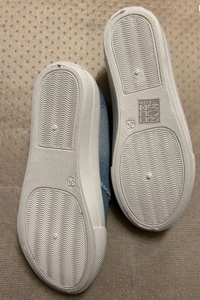 Chaussures motif papillon jean Pointure 30 - photo numéro 2
