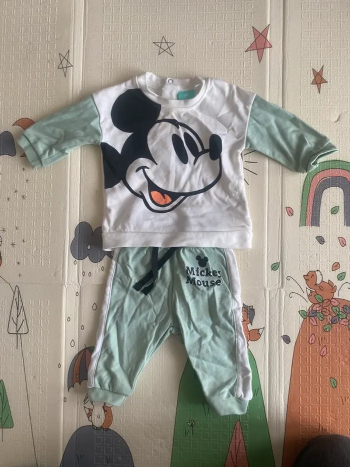 Ensemble de jogging Mickey