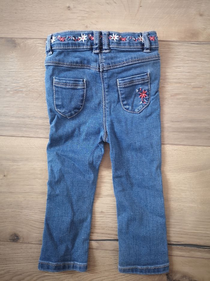 Jeans 9 mois - photo numéro 2