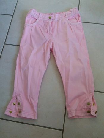 Pantacourt rose taille 6 a