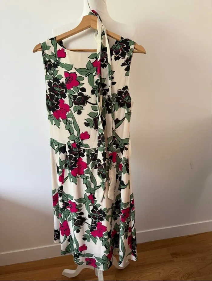 Jolie robe fleurie d’été 40/L - photo numéro 4