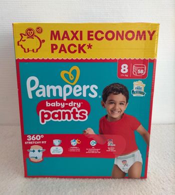 Couches pampers baby dry pants taille 8