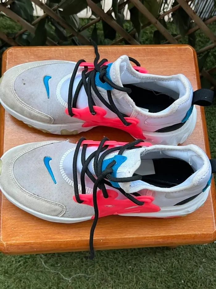 Nike React Presto Hyper. Running Taille 36.5 - photo numéro 2