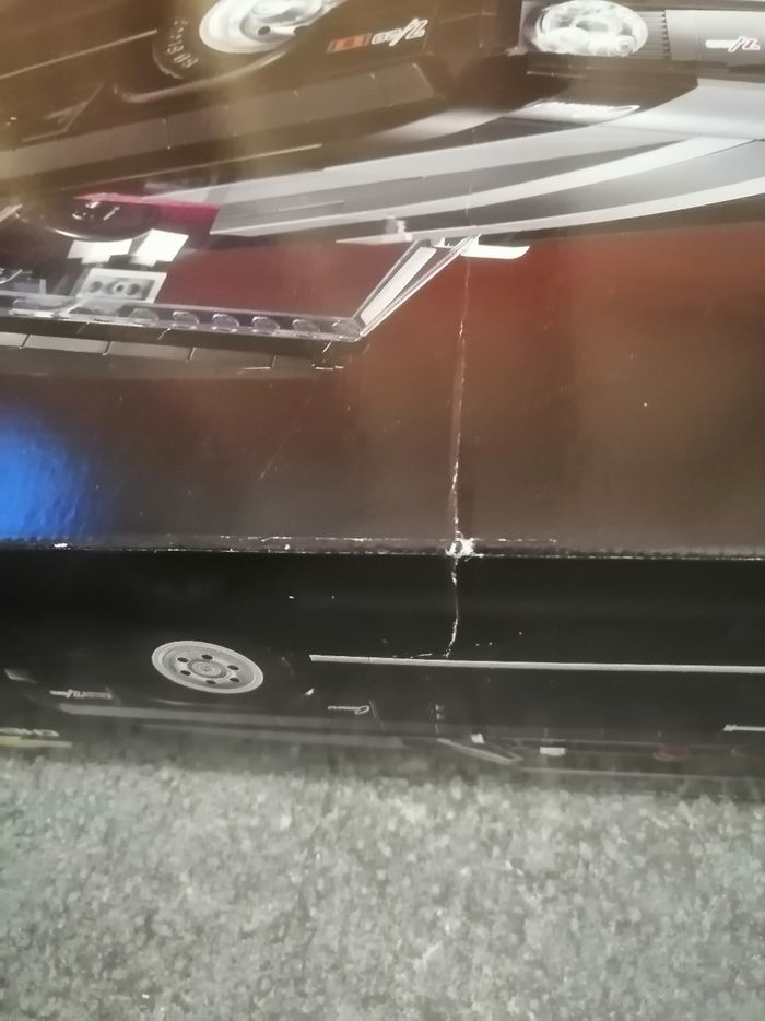 Lego Icons 10304 Chevrolet Camaro Z28

[NEUF] - photo numéro 5