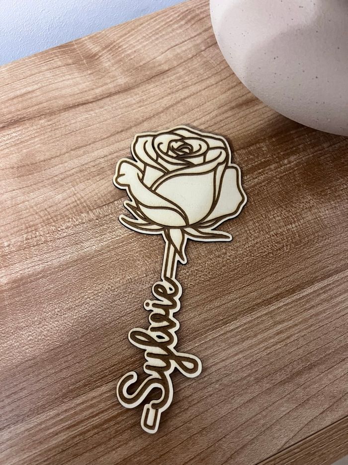 Rose en bois personnalisée - photo numéro 2