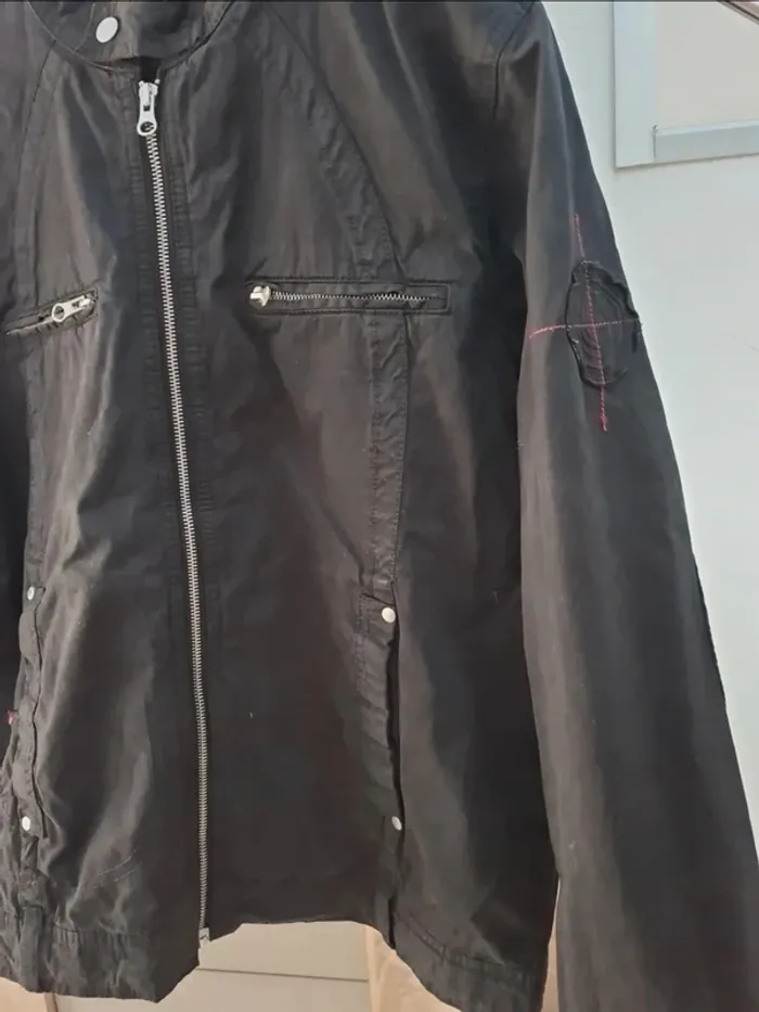 Blouson / Veste neuf demie saison taille S esprit Rock'n Roll - photo numéro 13