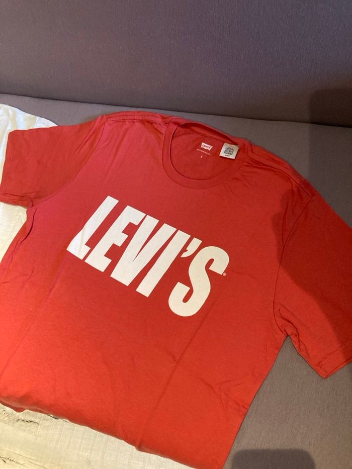 Lot de 2 tee shirt taille S en bon état - photo numéro 2