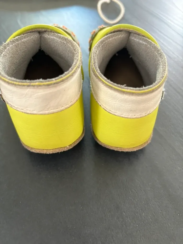 Chaussons lait et miel taille 24/25 - photo numéro 6