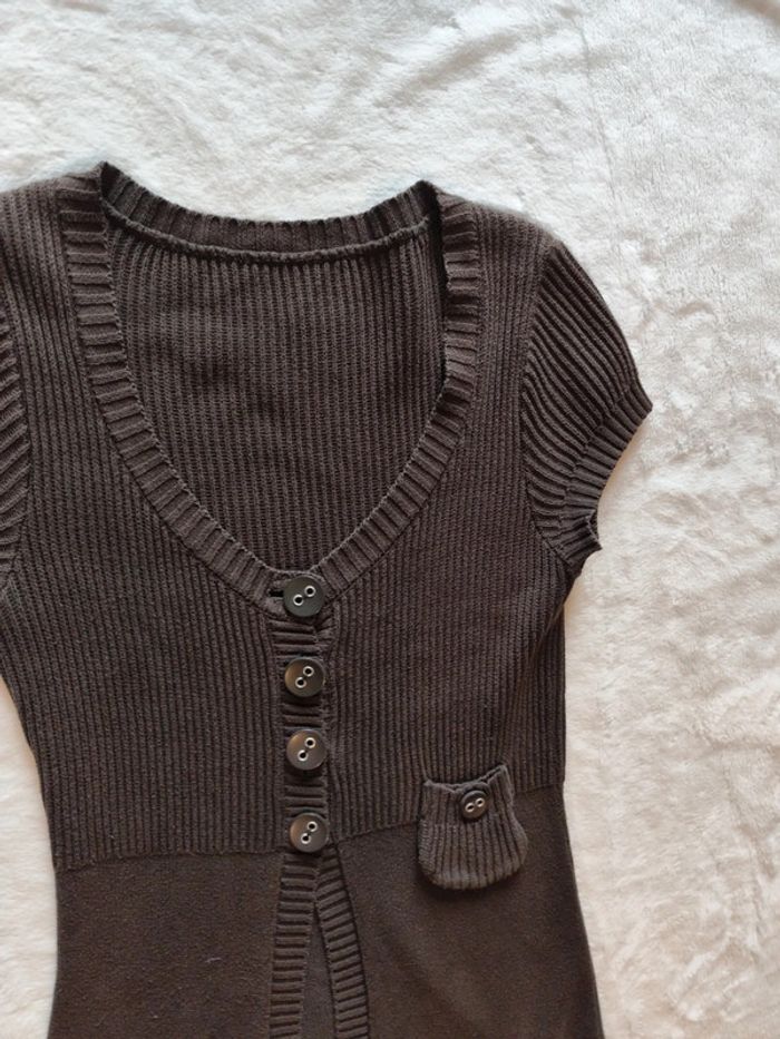 Gilet femme épais col v a bouton manches courtes marque miss captain taille M/L - photo numéro 6