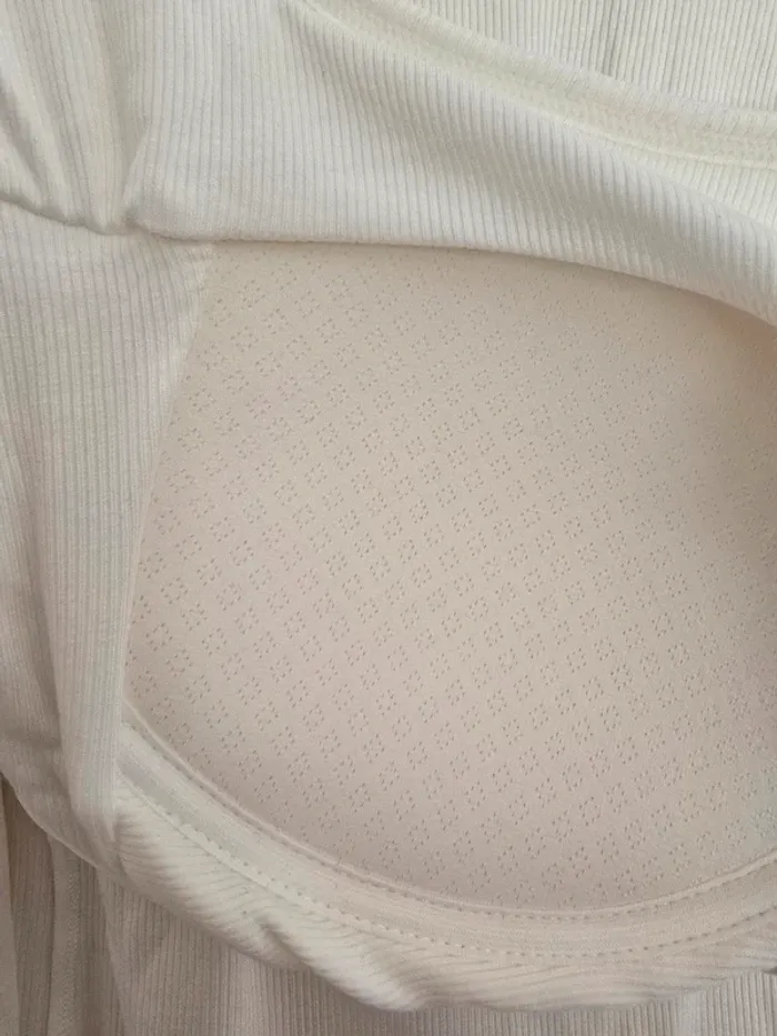 T shirt manche longue brassière rembourrée intégrée - photo numéro 6