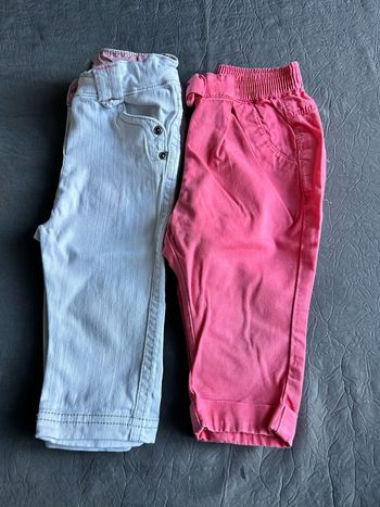 Lot 2 pantalons bébé fille 9 mois