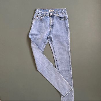Jean slim élastique claire