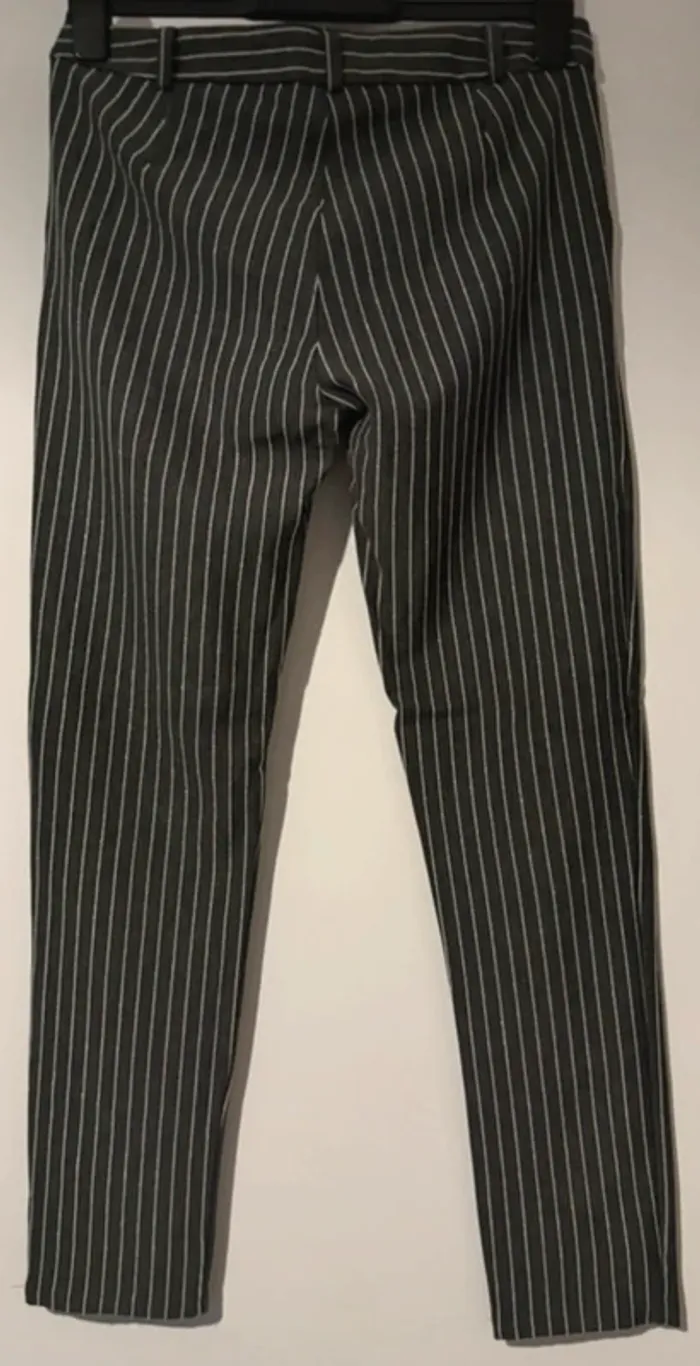 Pantalon - photo numéro 3