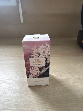 Eau de parfum sur la lande Yves rocher neuf 