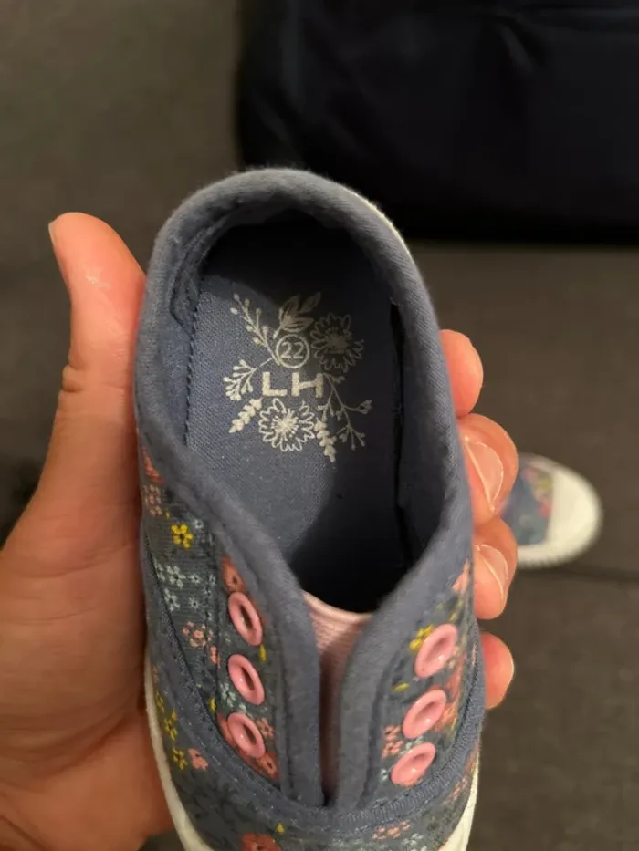 Chaussures en toile à motif fleur, bébé fille, taille 22 - photo numéro 3