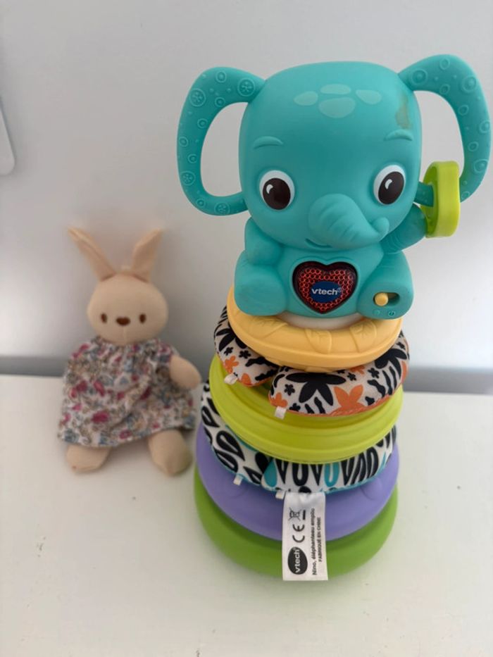 Nino l’Éléphanteau VTech – Pyramide Éducative pour Bébé