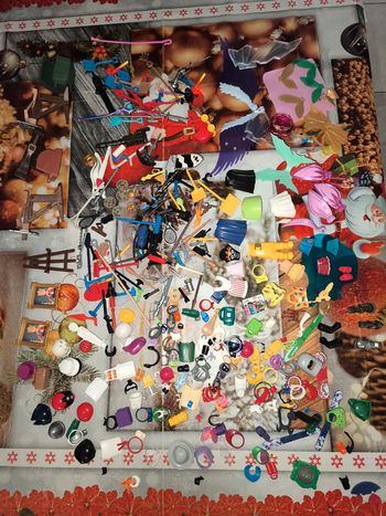 Gros lot armes et accessoires Playmobil