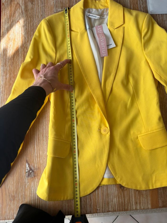 Neuve - Veste jaune Stradivarius taille S - photo numéro 9