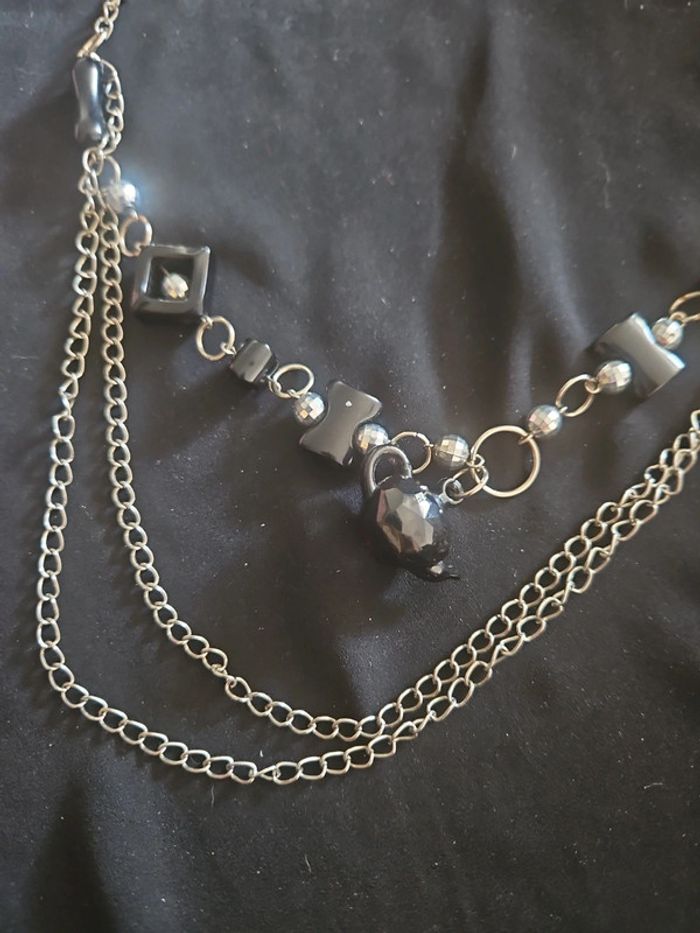 Sautoir noir - photo numéro 2