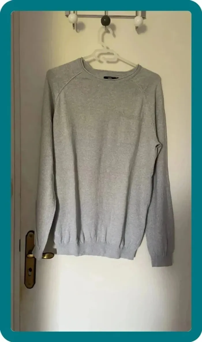 Pull gris
