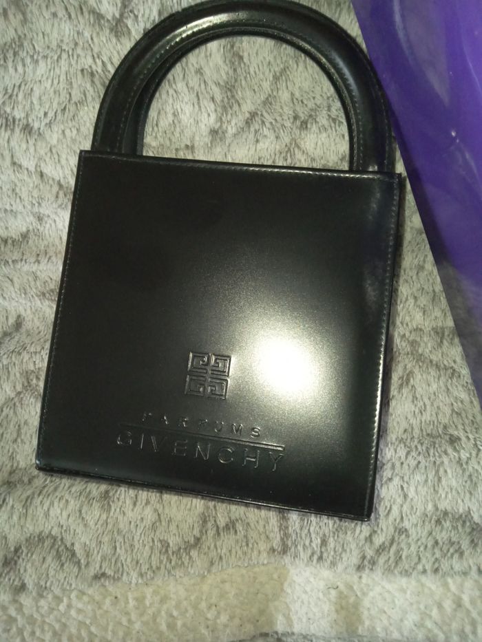 Sac givenchy - photo numéro 4